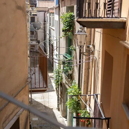 Dali Rocca * Cefalù