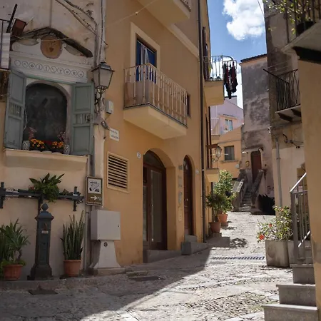 Dalì Rocca 4*