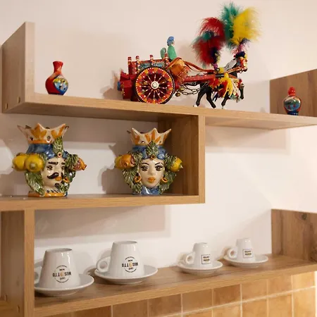 Dali Rocca Gasthof Cefalù