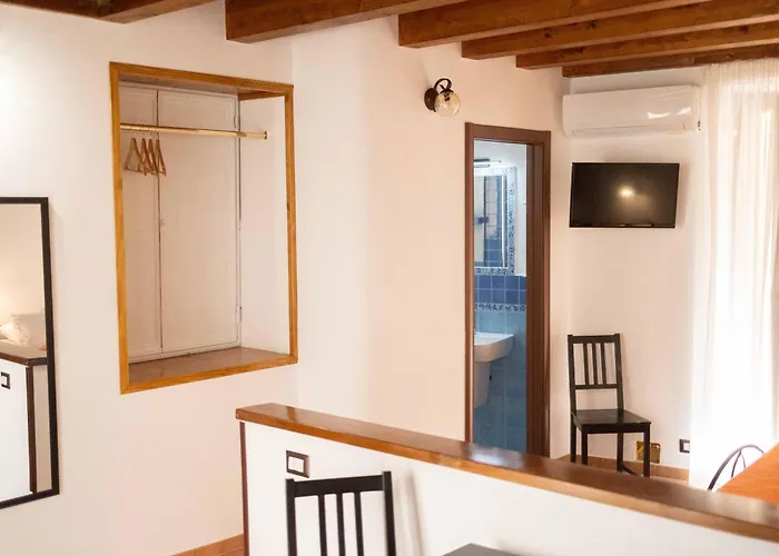 Dali Rocca 招待所